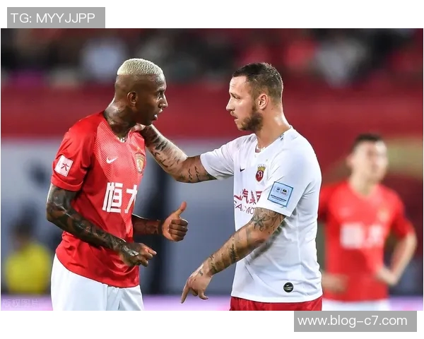 爱尔兰豪门沙姆洛克流浪者推出200年后季票引发球迷热议与期待